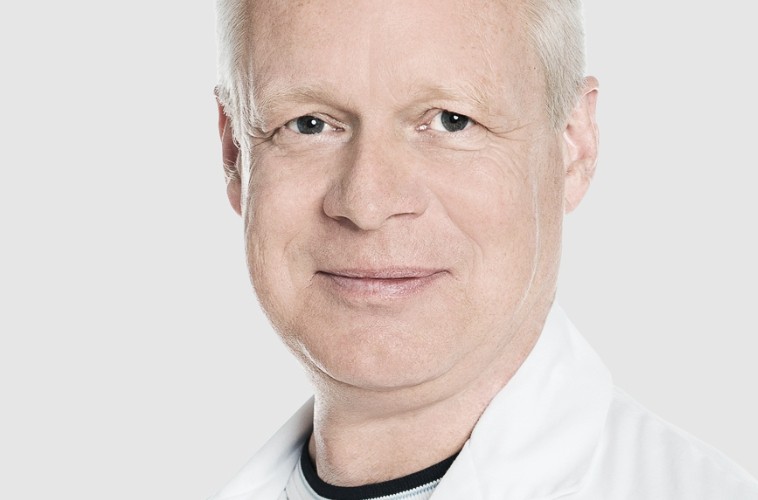 Может ли болеть в паху от спины