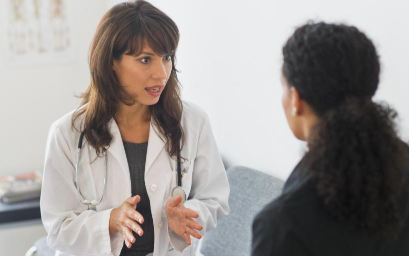 боль в горле при вдыхании воздуха