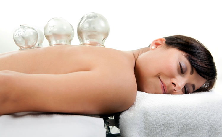 Статический массаж стеклянными банками